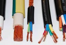 تفاوت کابل شبکه رشته ای و مفتولی چیست؟